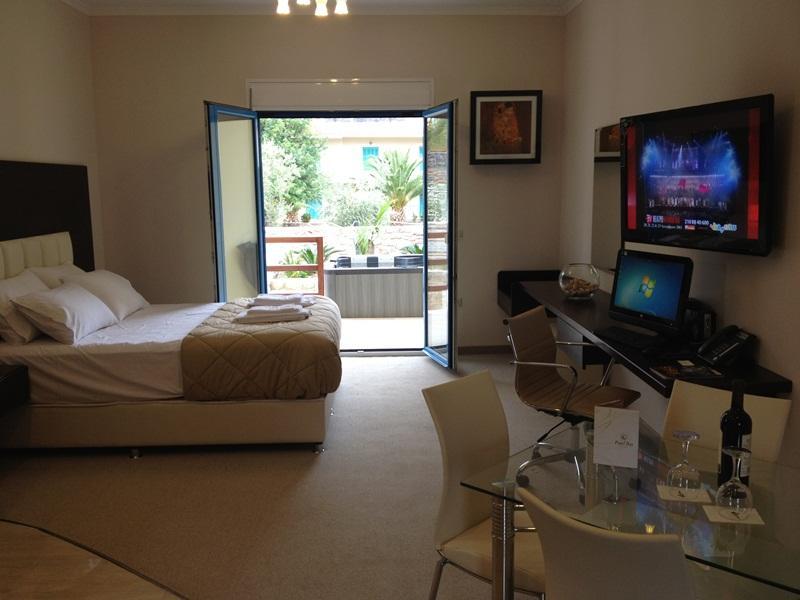 Pearl Bay Hotel Apartments Vrontados Экстерьер фото